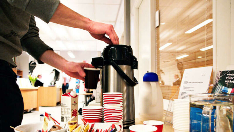 UTEN MAT OG DRIKKE: Sidan verken akademikarar eller arbeidstakarar greier seg lenge utan kaffi, var det klart kva som stod på menyen i pausen.