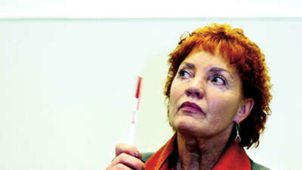 LANG PROSESS: Stortingsrepresentant Marit Nybakk oppfordrer ansatte og studenter ved veterinærinstitusjonene til å fortsette å kjempe mot flyttingen. -- Dette kommer til å bli en lang prosess, sier hun.