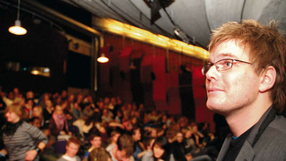FORNØYD FILMSJEF: Jan Berthrand Danielsen, leder i Cinema Neuf, var fornøyd med at over hundre publikummere valgte å delta på Filmnatta.