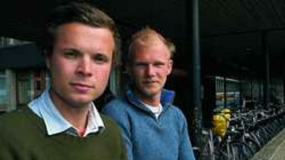 VERDIFULLT: – Tilbakemelding er verdifullt og ønskelig, mener historiestudentene Henrik Guii–Larsen (23) og Kristian Ruge Bjørke (24).