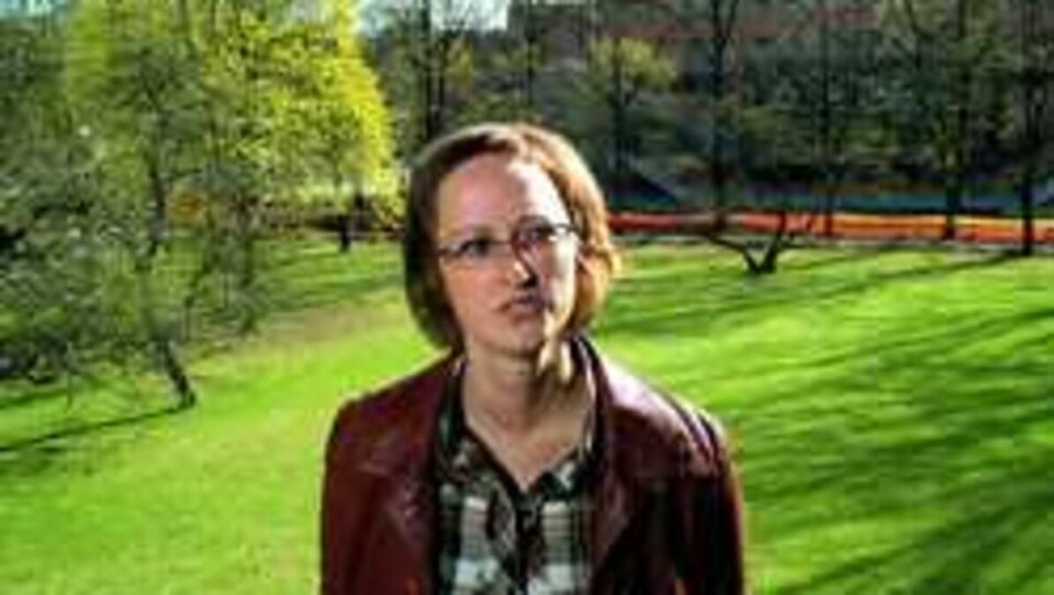 FOR DÅRLIG: Ingrid Stranger–Thorsen mener det er uholdbart at Universitetet ikke har fått søknadsweben opp å gå.