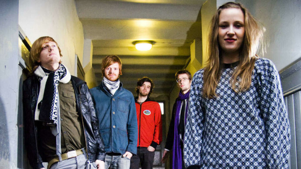 IKKE NOE MORSOMT: Synkoke har laget plate, og den er ikke noe morsom. F.v.: Ole Hådland, Kurt André Aase, Kristian Harnes, Erik Nerheim og Ellen Andrea Wang.