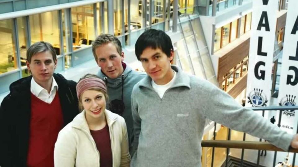 THE BIG BOSS(ES): SBIOs ledelse representert ved leder Jon Kåre Stene (f.v), informasjonsansvarlig Ingrid Eltorn, nestleder Gard Busterud og markedsansvarlig Jostein Røraas.