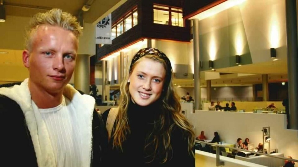 FRAMTIDSTRO: -- Dyktige studenter med store karrierer foran seg, mener Ole Kristian Hansen og Guro Sandersen og side medstudenter.