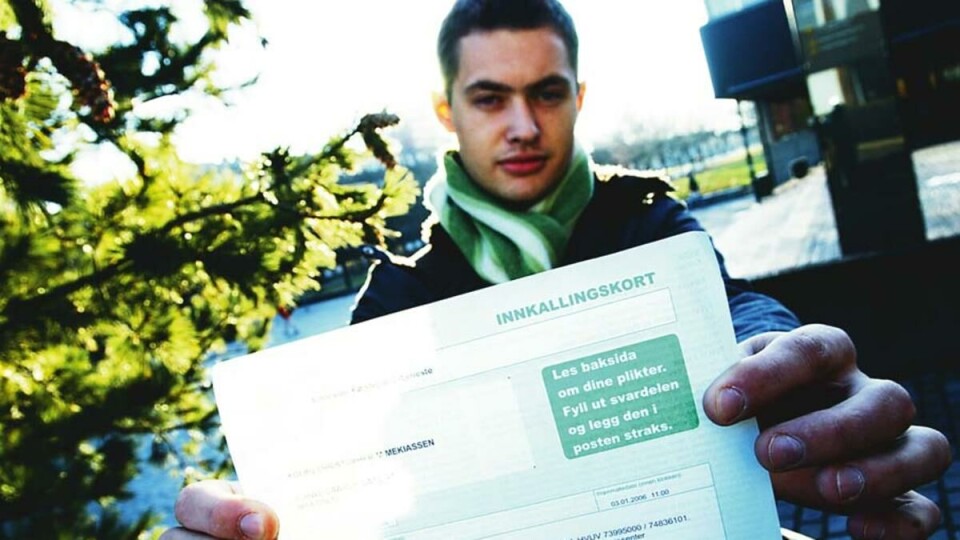 UMOTIVERT: - Et halvt år med brakkesyke i Trøndelag er ikke veldig fristende. Det ville vært bedre å ta militærtjenesten etter endt utdannelse, sier student i idéhistorie, Christoffer Kolbu.