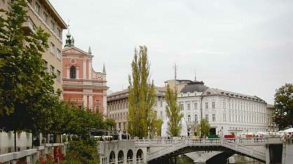 LJUBLJANICA: Enhver by med respekt for seg selv har en elv rennende gjennom sentrum.
