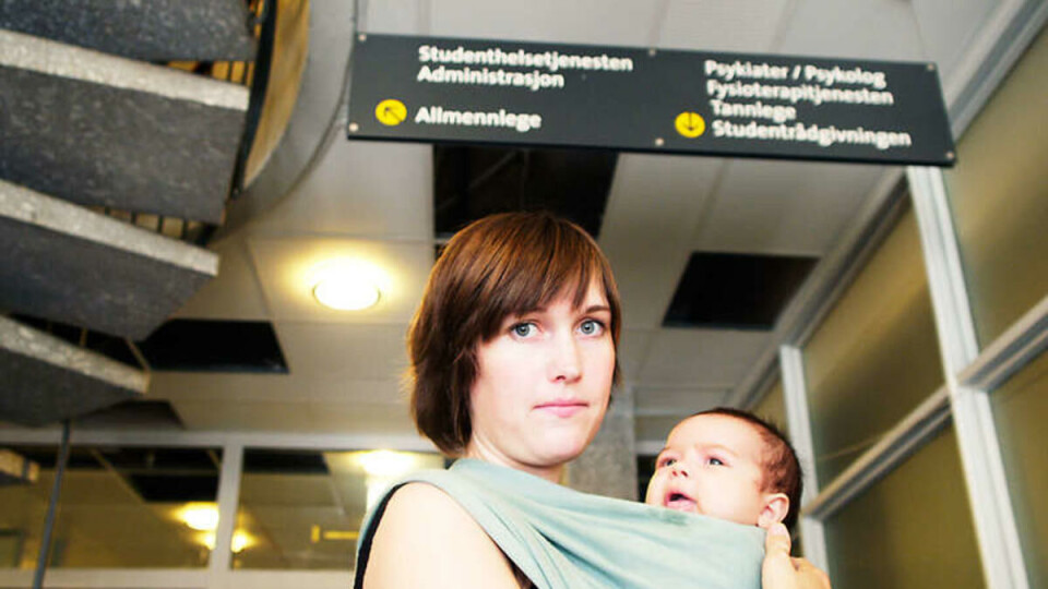 SAMANSVEISA: Tonje Folkestad Gonzalez og dottera Ada kunne gjerne tenkt seg meir tid ilag, men kan ikkje ta seg råd til det utan tilgang på studentvelferdsgode.