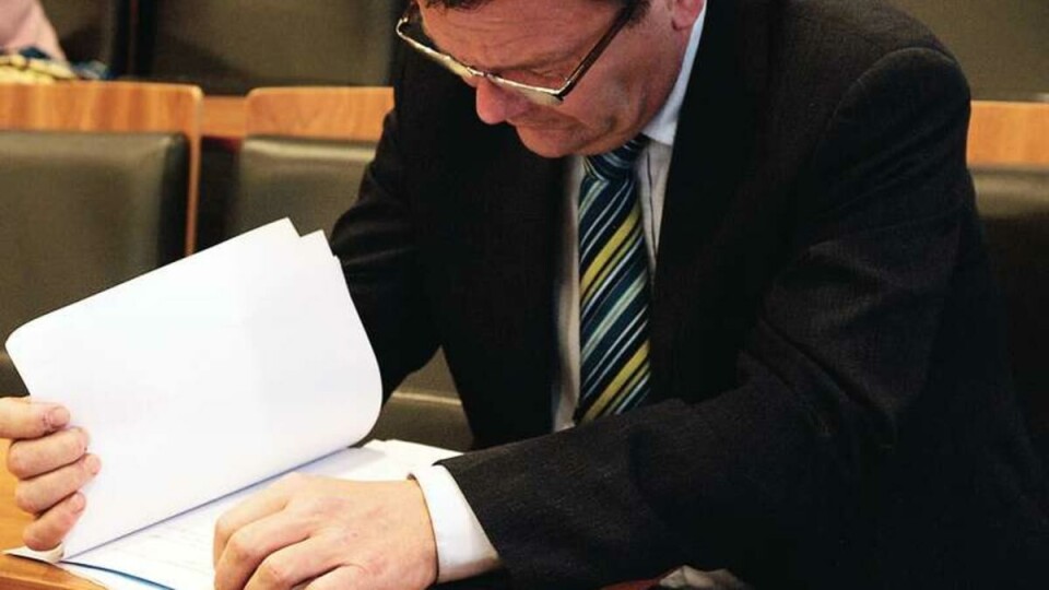 FORSKERKONTAKT: Det må settes av midler til forlengelse av stipendiaters kontrakter slik at flere kan undervise, mener debattanten.