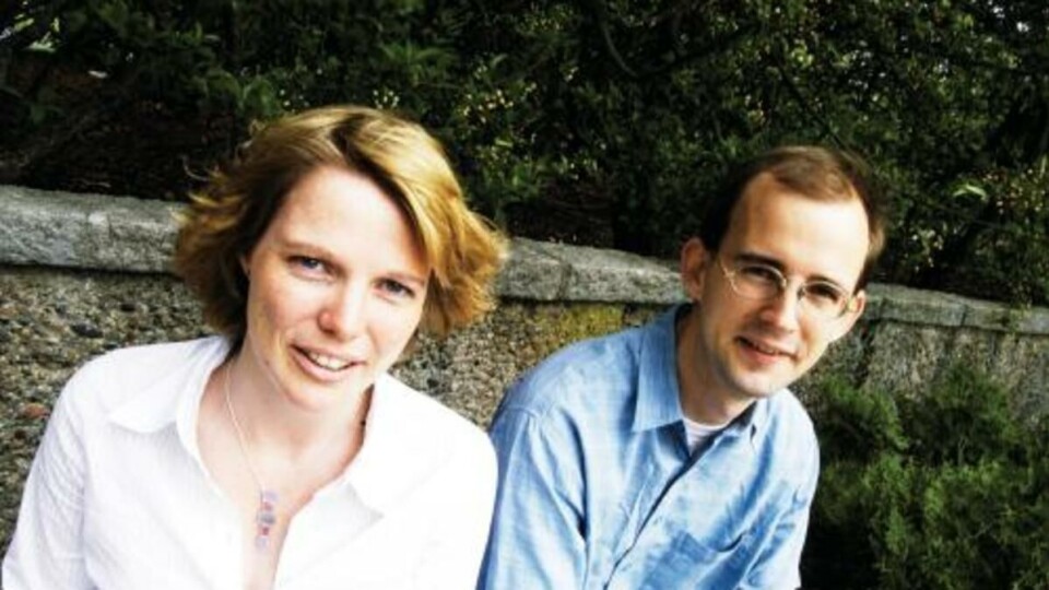 UNGE OG LOVENDE? Ole
Tveita (30) og Ragnhild Hutchinson samler underskrifter for at Forskningsrådet skal gjeninnføre støtte til individuelle doktorgradsprosjekter.