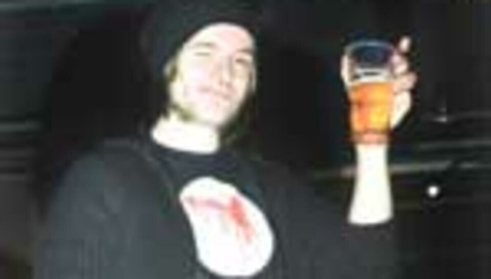 Tre om BetongAlv Gustavsen, 23 år, medievitenskap hovedfag.– Synes det er råbra program: Nebula, Rollins band, White Stripes og Tomahawk.Men det ligger så kukat til i forhold til resten av byen, og det er kanskje litt stive priser.