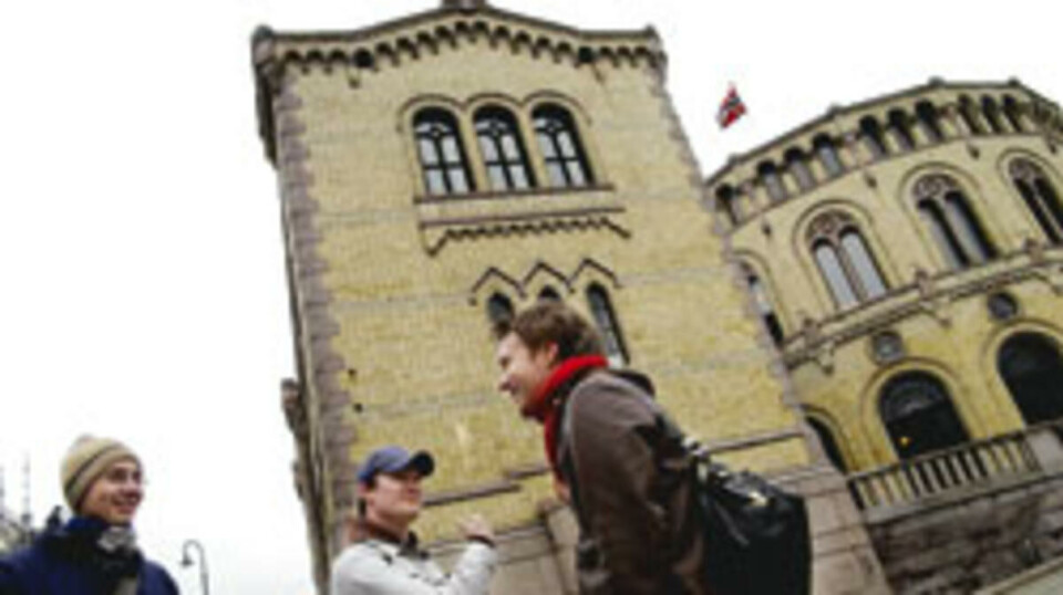 UTFORDRERNE: Samfunnsfilosofisk Tidsskrifts «frontfjes» Kjetil Mygland, redaktør L. Audun Bråten og skribent Kåre M. Bilden.