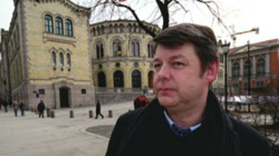 Skuffet:Moderniseringsminister Morten A. Meyer (H) er svært misfornøyd med Universitetets utlysningspraksis.FOTO: Harald Fagerheim Bugge