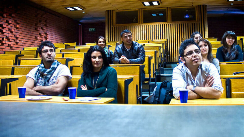 Middling benefits from studies