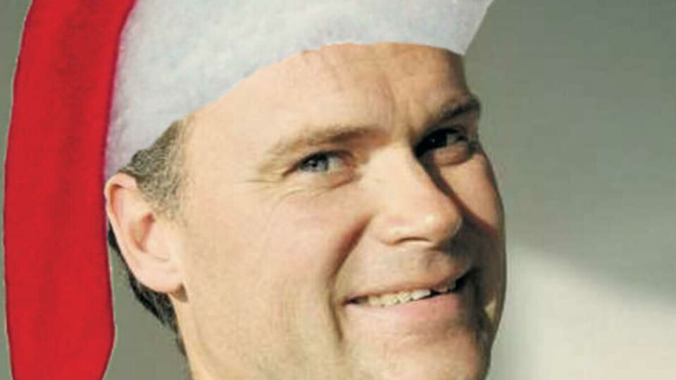 ØL MOT EKSAMENSANGST: Frode Meinich lover juleøl på såpedispenserane på Blindern etter 16:00 i dagane fram til jul, men vil ikkje henge opp misteltein så det er mogleg å få seg noko billeg førjulsklinings.