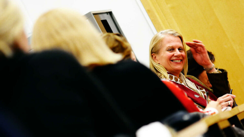 FORNØYD: Arrangøren, Professor Janne Haaland Matlary, hadde på forhånd oppfordret studentene sine til å være kritiske og til å utfordre Whitney, og hun var synlig fornøyd med resultatet.
