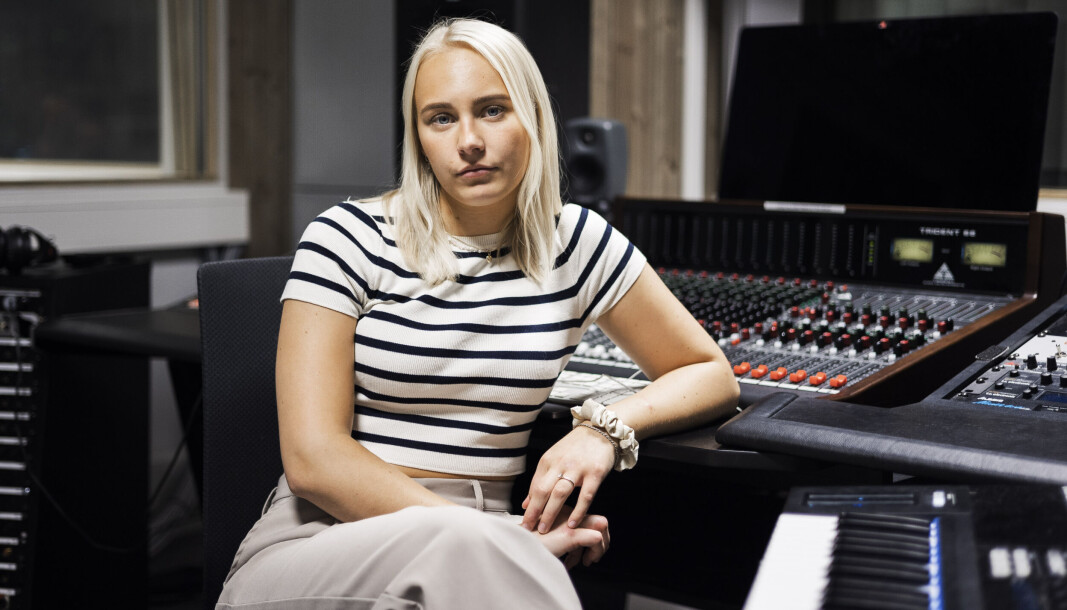 Selvstendig: Thea Marlene Jensen skriver og produserer egen musikk Selvstendig: Thea Marlene Jensen skriver og produserer egen musikk
