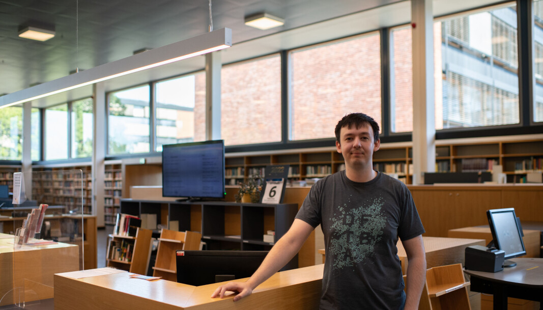 <span class="font-weight-bold" data-lab-font_weight_desktop="font-weight-bold">Irritert</span>: Steffen Tufteland jobber som studiebetjent på Sophus Bugges hus. Han er oppgitt over at de stasjonære maskinene har blitt fjernet. <span class="font-weight-bold" data-lab-font_weight_desktop="font-weight-bold">Irritert</span>: Steffen Tufteland jobber som studiebetjent på Sophus Bugges hus. Han er oppgitt over at de stasjonære maskinene har blitt fjernet.