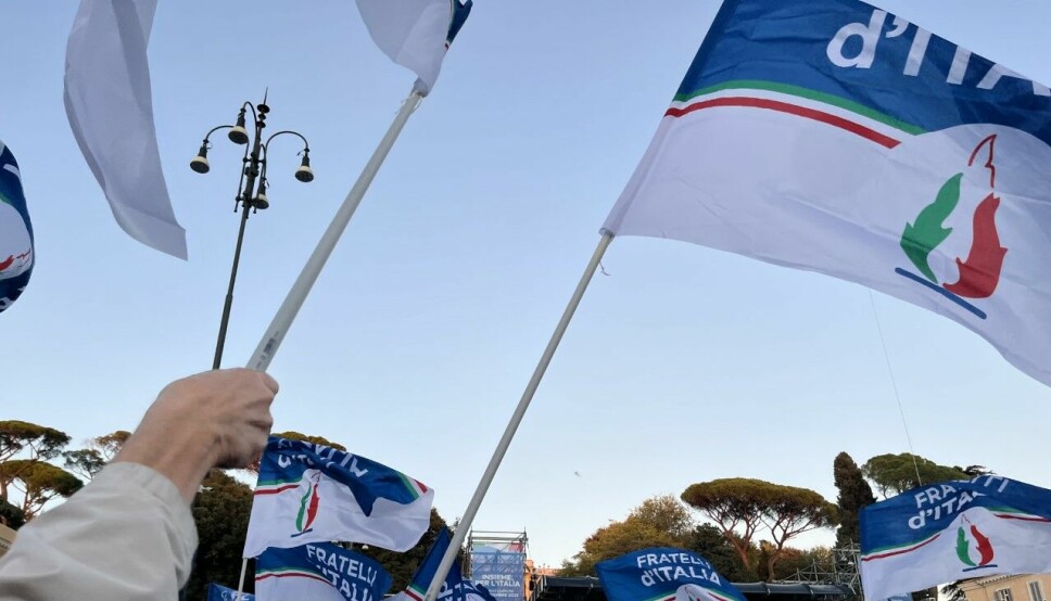 Valgvinner: Fratelli d’Italia (Italias Brødre) prydet flaggene under partiets leder, Giorgia Meloni, sin forsamling i forkant av valget