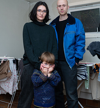 <span class=" font-weight-bold" data-lab-font_weight_desktop="font-weight-bold">SiO foreslo flytting</span>: For familien på tre vil det å flytte til en annen studentby bety søknad om ny barnehageplass til sønnen og tilhørende tilvenning i et nytt miljø. <span class=" font-weight-bold" data-lab-font_weight_desktop="font-weight-bold">SiO foreslo flytting</span>: For familien på tre vil det å flytte til en annen studentby bety søknad om ny barnehageplass til sønnen og tilhørende tilvenning i et nytt miljø.