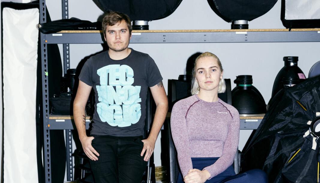 <span class=" font-weight-bold" data-lab-font_weight_desktop="font-weight-bold">Frustrerte</span>: Tross moderne lokaler og fine studioer har Susanne van den Burg (21) og Adrian Sagvold Grøndahl (23) gått lei av en uforutsigbar hverdag. <span class=" font-weight-bold" data-lab-font_weight_desktop="font-weight-bold">Frustrerte</span>: Tross moderne lokaler og fine studioer har Susanne van den Burg (21) og Adrian Sagvold Grøndahl (23) gått lei av en uforutsigbar hverdag.