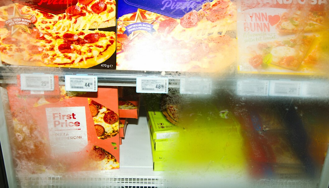 Frossen studentfavoritt: Ferdigpizza kan virke fristende i en travel studiehverdag. Å lage fra bunnen vil imidlertid kunne spare på studentbudsjettet.