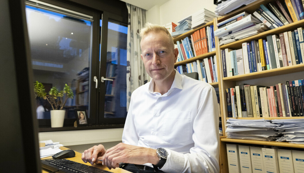 <span class=" font-weight-bold" data-lab-font_weight_desktop="font-weight-bold">Gratis velgere</span>: Valgforsker ved Instiutt for samfunnsforskning Johannes Bergh mener Høyre tjener mye på å sitte litt stille i båten. <span class=" font-weight-bold" data-lab-font_weight_desktop="font-weight-bold">Gratis velgere</span>: Valgforsker ved Instiutt for samfunnsforskning Johannes Bergh mener Høyre tjener mye på å sitte litt stille i båten.