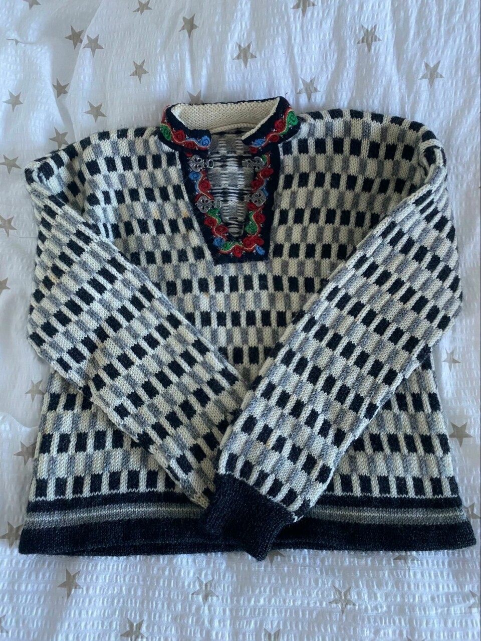 Bought myself a traditional Norwegian jumper for 149 NOK from the Majorstuen.