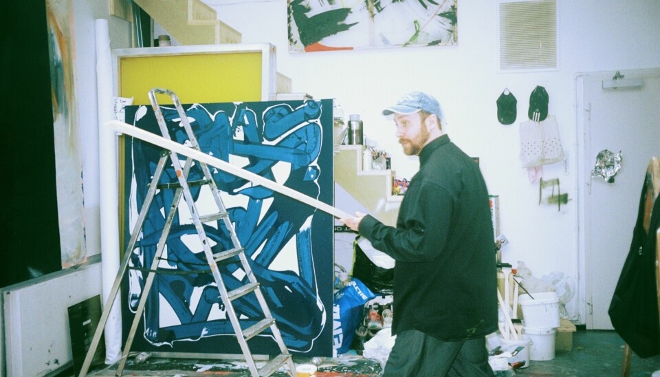 Atelieret: Joel Billekvist er inspirert av grafittimiljøet han lenge var en del av.
