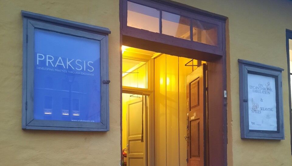 PRAKSIS and “On lycanthropy, fabulation & waving spells” at Anatomigården. Oslo kulturnatt 2023.