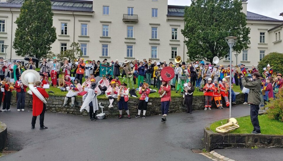 All across Norway, around 20 student orchestras are working on different songs. Here, they played together at the last SMASH in Bergen in October 2023.