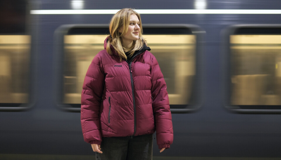 HJEM? To år etter invasjonen av Ukraina er antallet
drepte sivile passert 10.000. UiO-student
og flyktning Anastasiia (20) har likevel
bestemt seg for å dra hjem igjen.