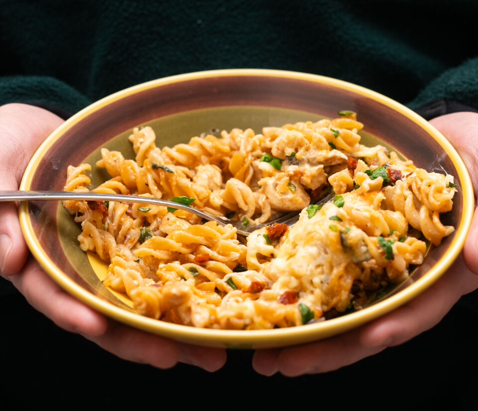 GRATINERT: Smaker det ikke, er det bare å slenge det i ovnen med noe falsk ost på.