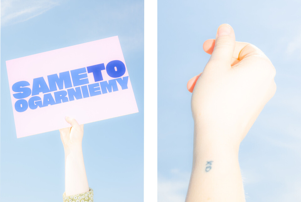 Viktige symboler: Slagordet «Same to ogarniemy» forteller at kvinnene nå må kjempe for retten til abort selv, mens håndtegnet er et symbol for et hjerte og penger. Det har blitt viktig i kampen for selvbestemt abort i Polen.