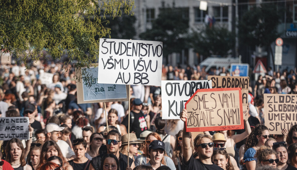 FOR FRIHET: Studenter i Slovakia gjør seg klare for å protestere mot landets kulturminister Martina Šimkovičová, og for kulturens frihet.
