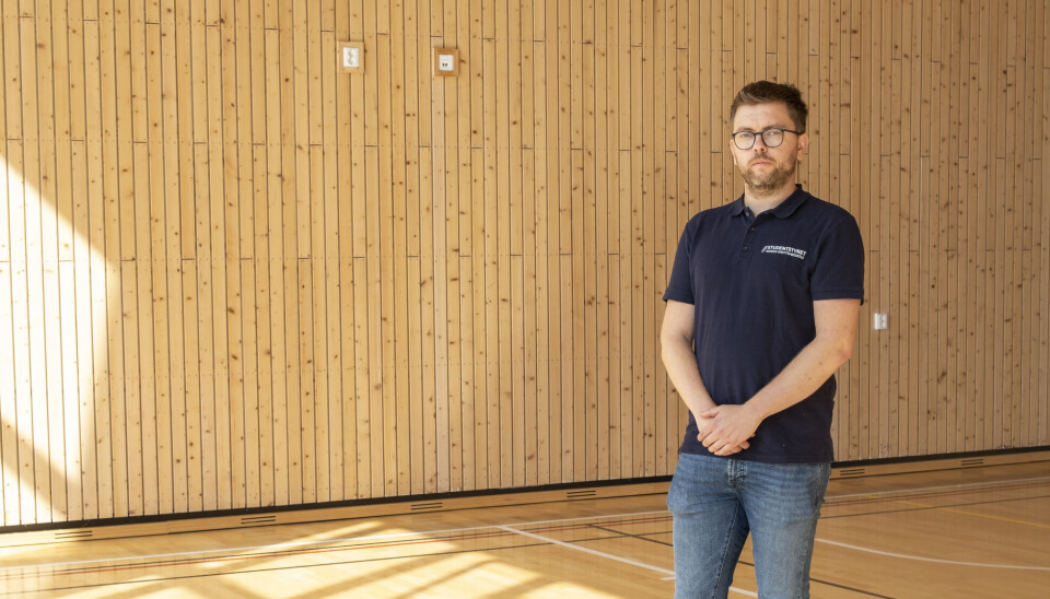 KRITISK: Tom-Daniel Laugerud er leder av Studentstyret på Norges Idrettshøgskole (NIH). Han sier det er uklokt av SiO å nedprioritere karrierearbeid.