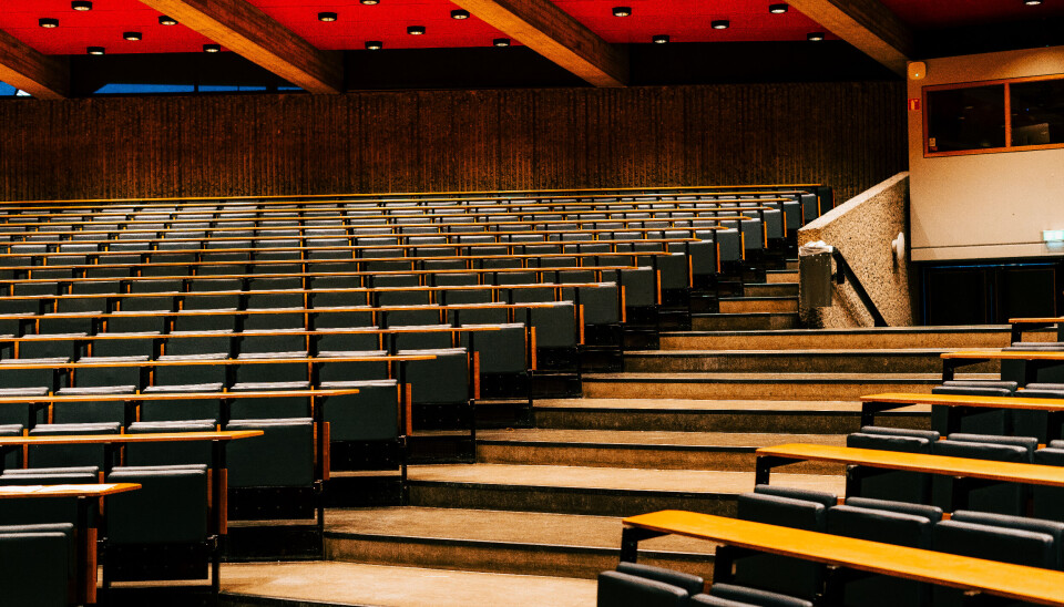 SOPHUS LIES AUDITORIUM: Bak disse radene av pulter sitter studenter hvert år og kjemper seg gjennom det obligatoriske exphil-emnet.