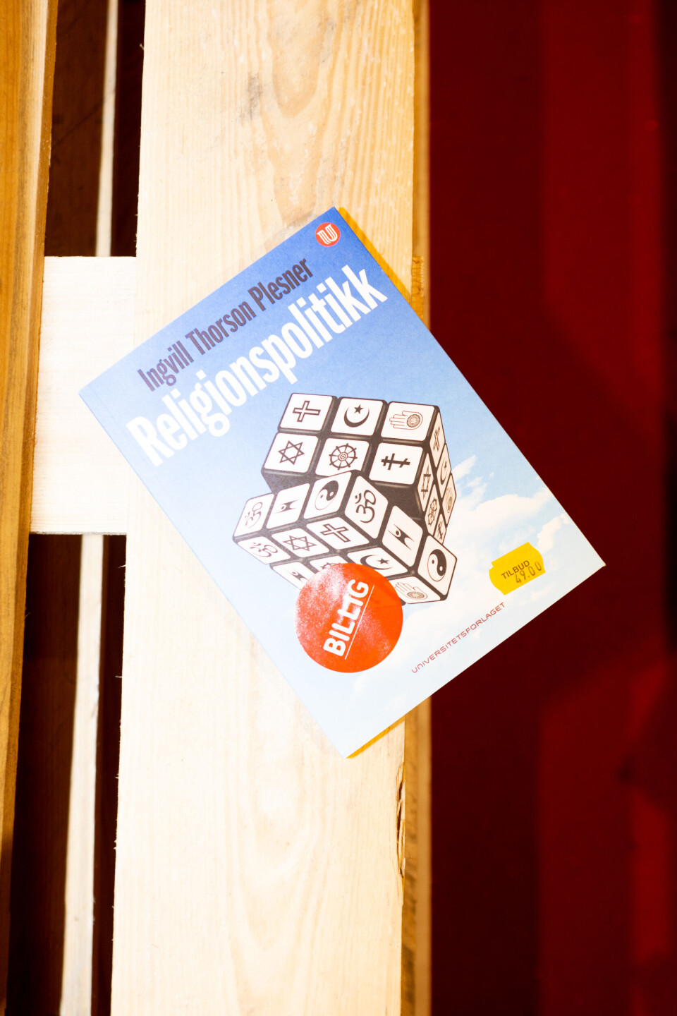MURSTEIN?: Politisk religionsdebatt traff kanskje ikke helt blink, selv ikke til en tier.