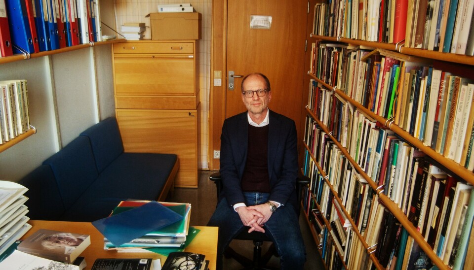 AKADEMISK HENGIVENHET: Professor Thorstein
Norheim foreleser og har skrevet bok om Solstad.