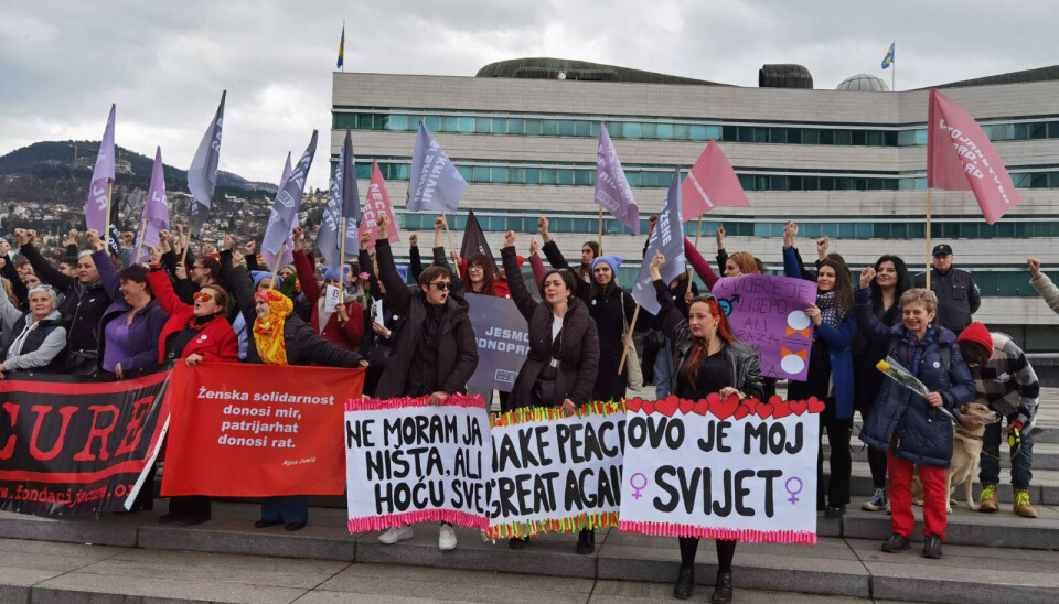 PALESTINA: Studenter samler seg med flere engasjerte samfunnsmedlemmer for å protestere mot krigen i Gaza.