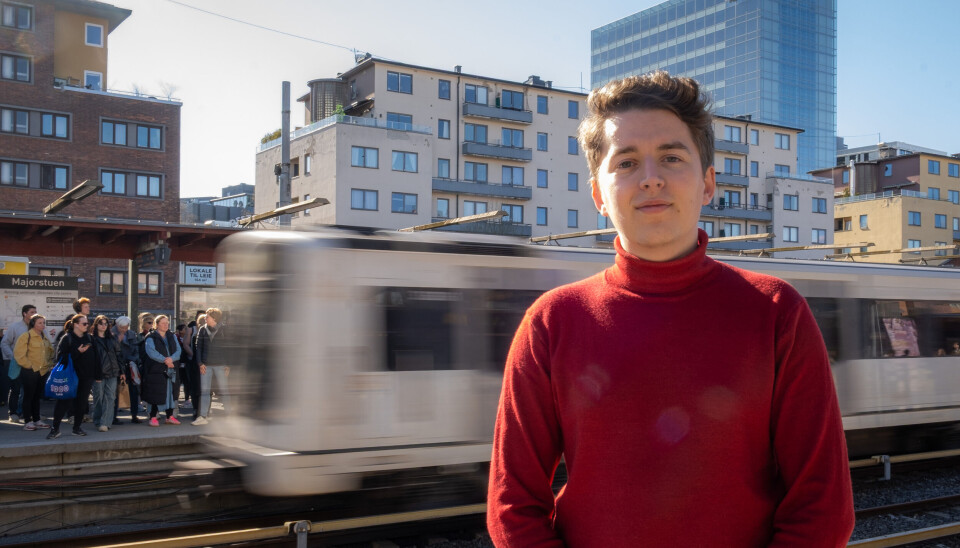 BUSS FOR BANE: Christian Olesen (24) bruker T-banen daglig fra Røa. I sommer
må han belage seg på buss for bane og lengre reisetid.