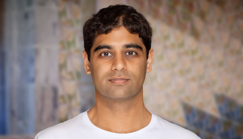 Mansoor Hussain (Ap).