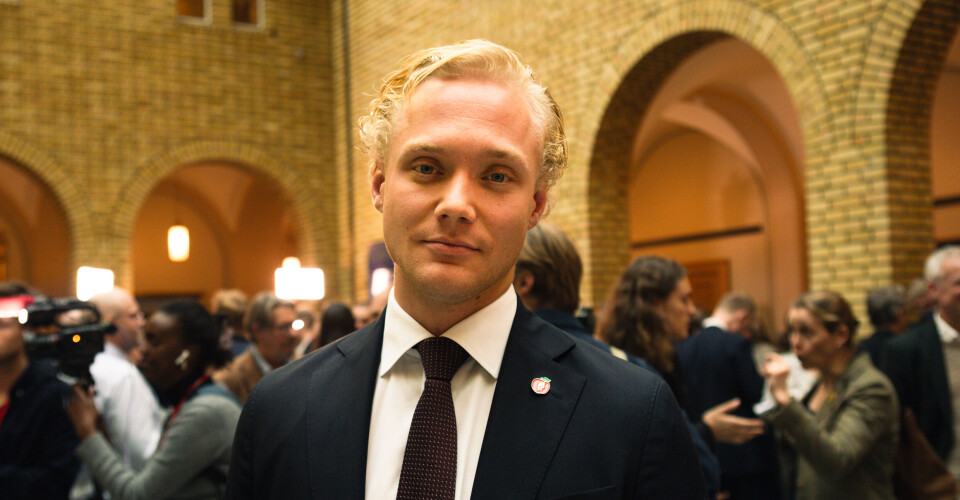 Hverken opposisjonen eller støttepartiene er fornøyde med statsbudsjettet: – Dette er ingen gladdag for norske studenter