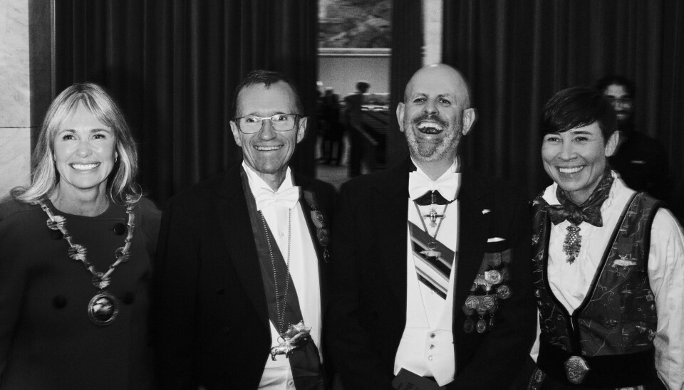 SPENTE GJESTER: Både griseordenen og øvrige gjester venter på at begivenheten begynner.