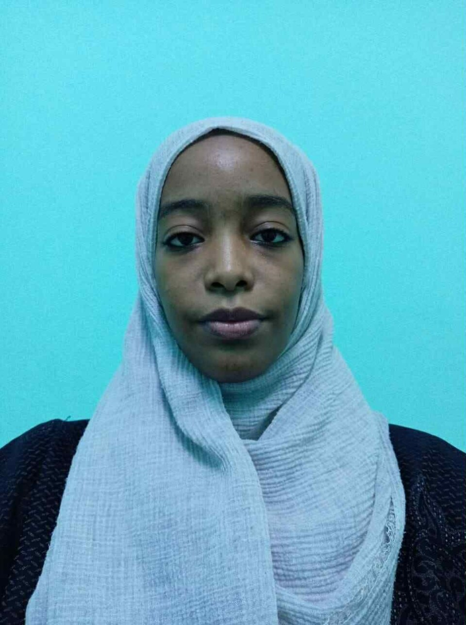 Flukten: Ayah forteller at reisen var lang og komplisert. Hun kom inn i Kairo på en uoffisiell måte – uten visum, og er nå registrert i FN som flyktning.